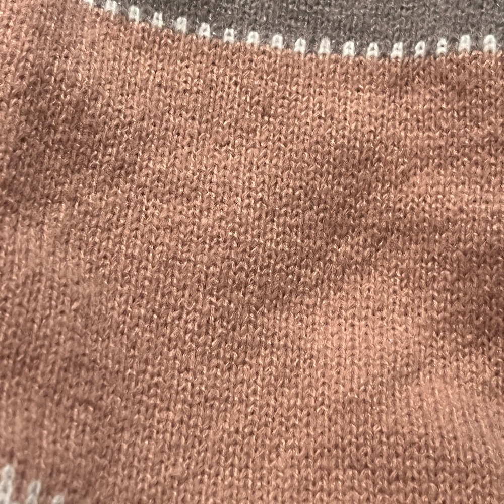 Leopard Print Color Block Sweater - Picture 2 of 5